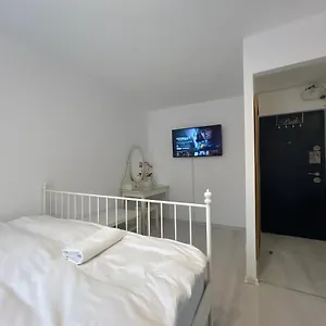  Apartament Piata Sudului Host