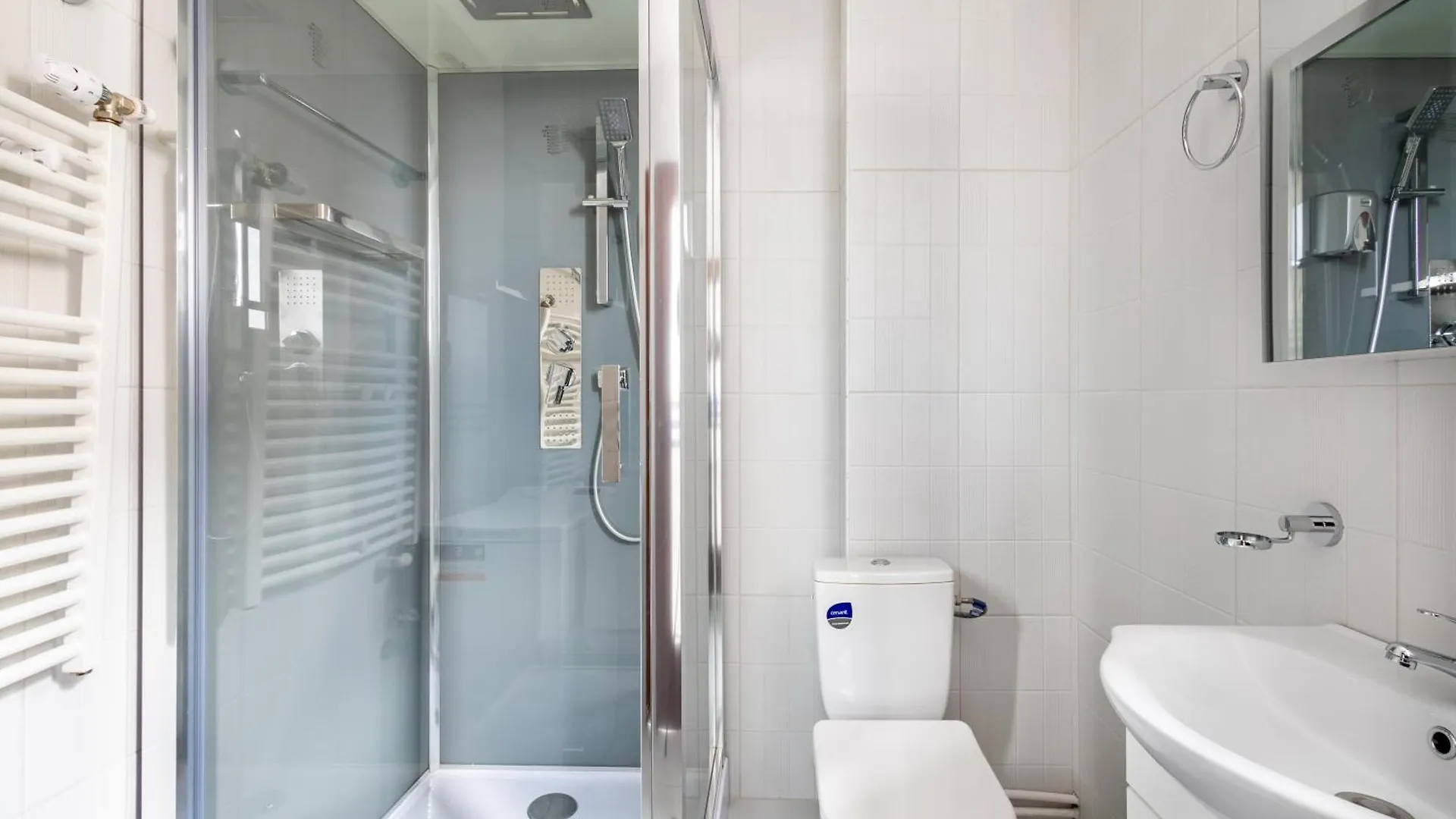 Downtown Victoria Apartments By Citybookings Bucharest 0*,  Romania